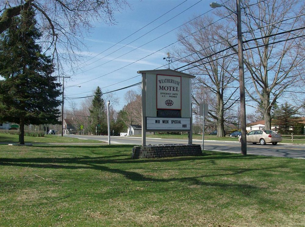 Weathervane Motel Lanesboro Lanesborough Exterior photo